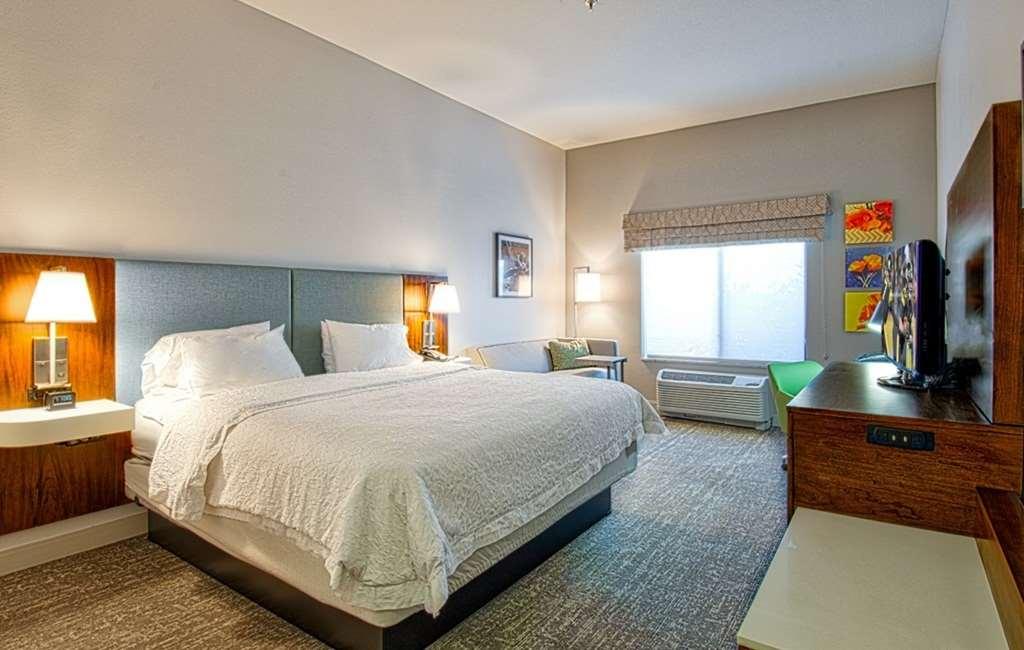 Hampton Inn & Suites By Hilton Hemet Menifee Murrieta Værelse billede