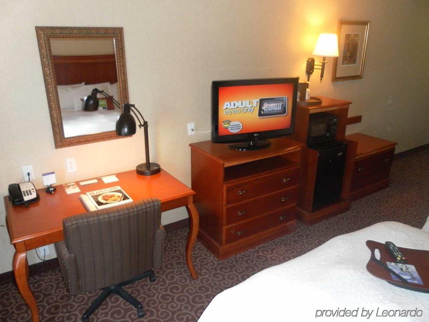 Hampton Inn & Suites By Hilton Hemet Menifee Murrieta Værelse billede